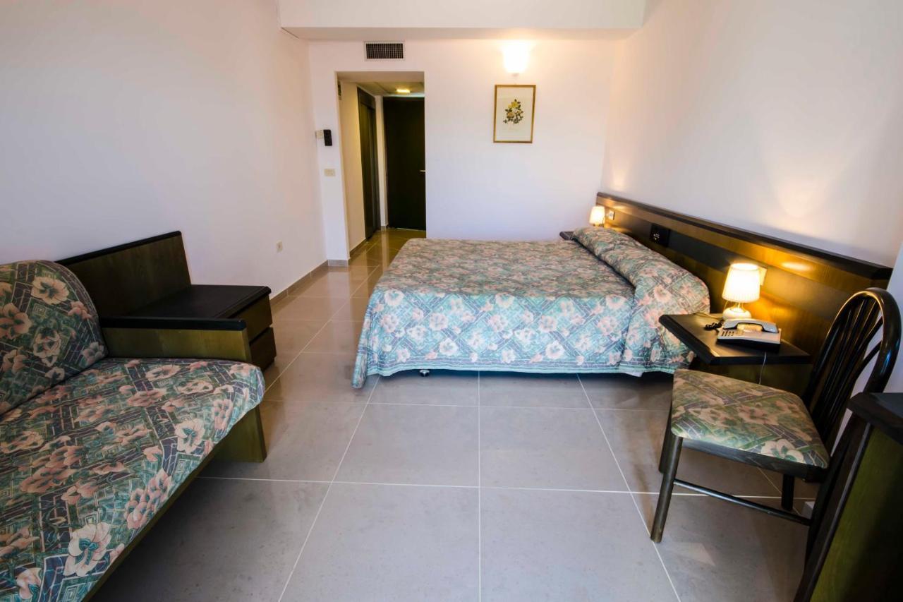 Hotel Torre Del Sole Tarquinia Exteriér fotografie