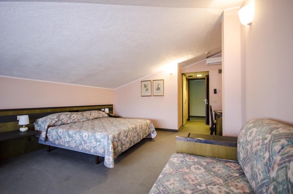 Hotel Torre Del Sole Tarquinia Pokoj fotografie