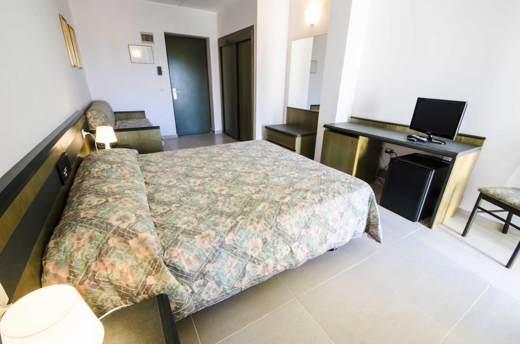 Hotel Torre Del Sole Tarquinia Exteriér fotografie